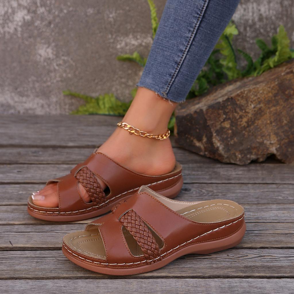 New Summer Platform Slippers Large Size Fish Mouth Word with Platform Slippers Shoes