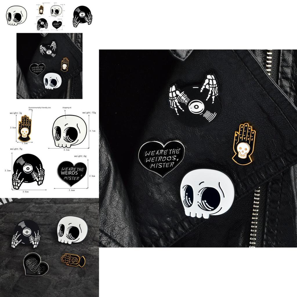 Creative Halloween Skull Brooch For Men And Women Unique Alloy Skeleton Pin Accessory