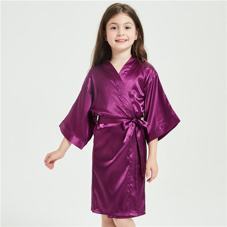 Kids' Solid Color Imitation Silk Bathrobe - Plain, Lightweight Design for Boys & Girls