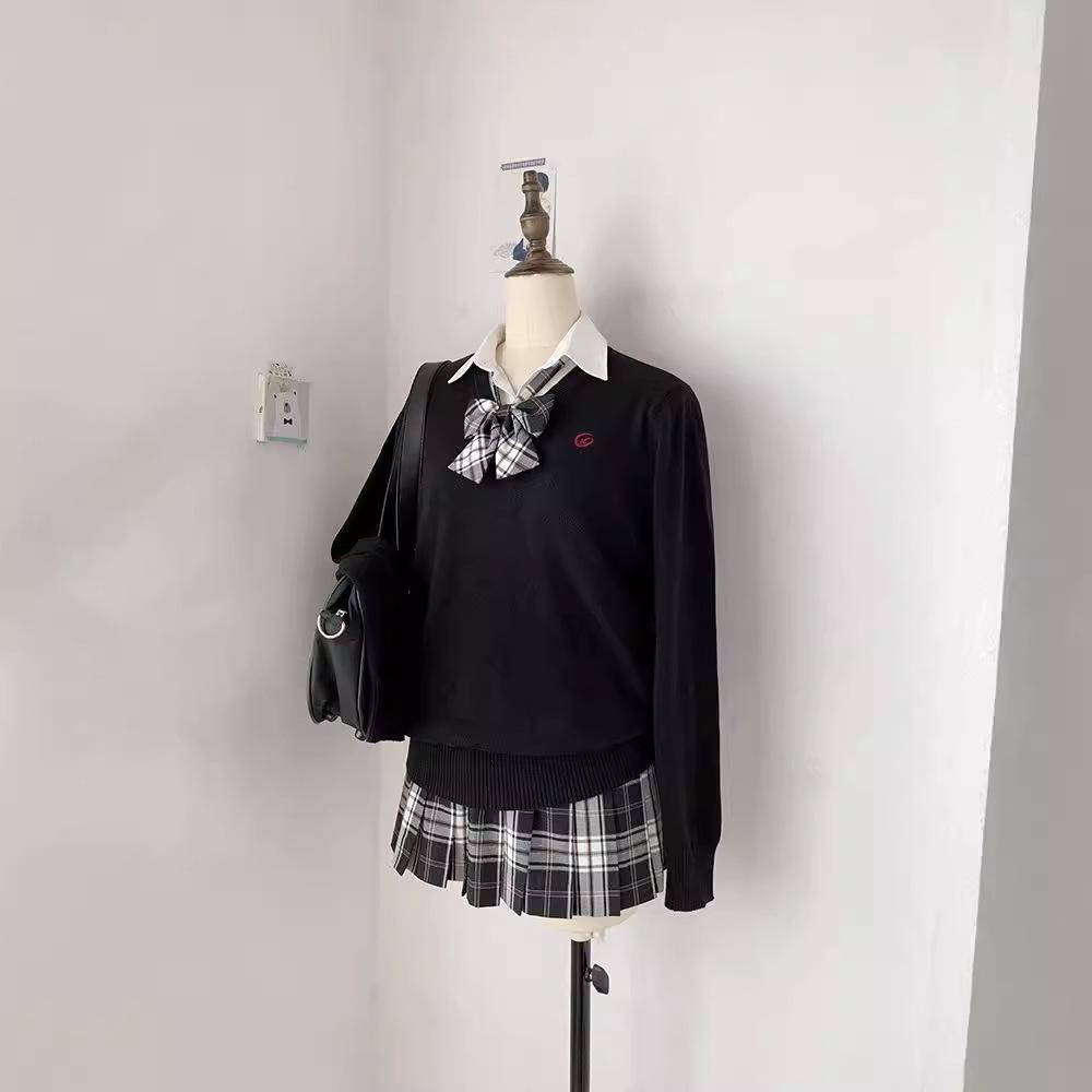 Japanese JK V-Neck Embroidered Sweater - Versatile, Long-Sleeve, College Style for Spring & Autumn