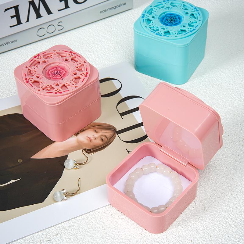 

Rose Rotating Ring Jewelry Box - Perfect Qixi Festival or Birthday Gift for Girlfriend or Best Friend. Surprise Pink