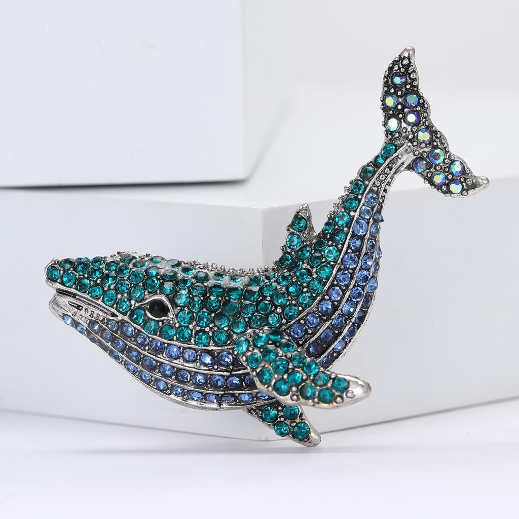Fashion Enamel Whale Brooches for Women Rhinestone Sea Animal Pins Event Party Gifts New Backpack Decoration Clothes Accessories
