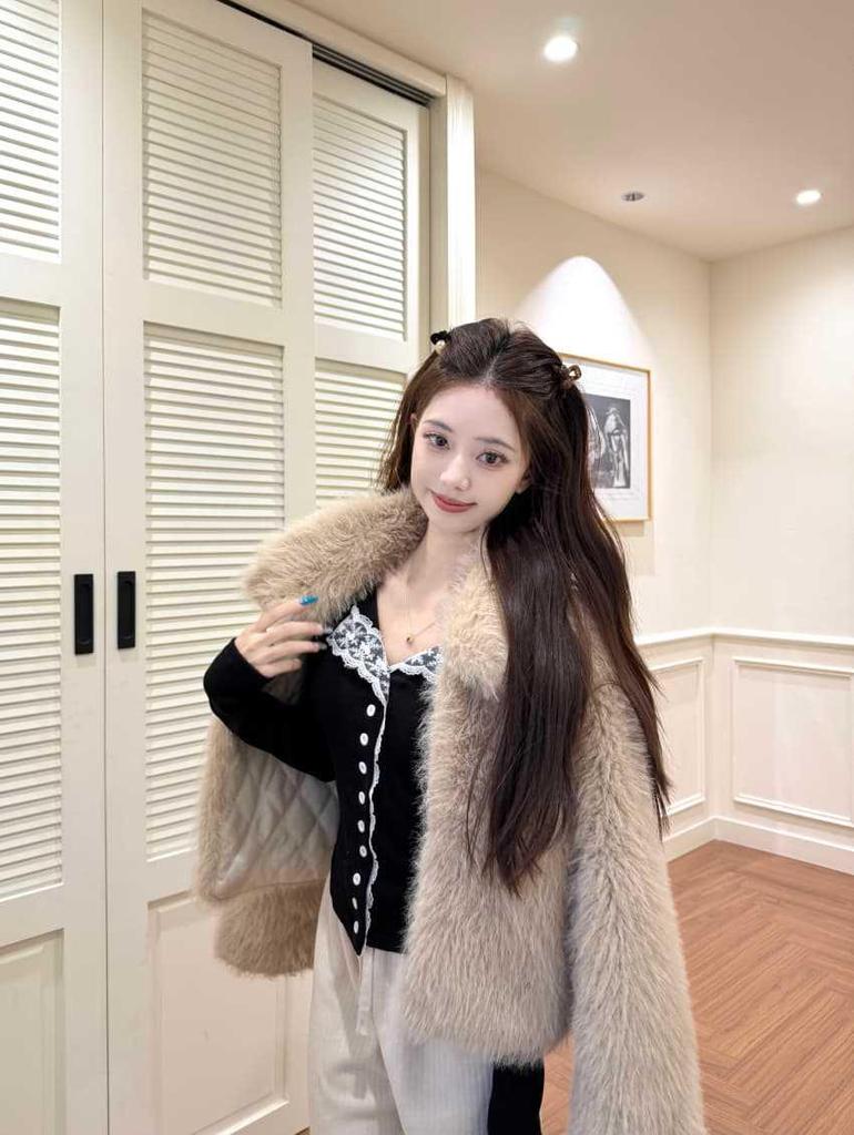 Women's Elegant Lace Spliced Long-Sleeve Cardigan - Slim-Fit, Chic & Versatile Winter Design