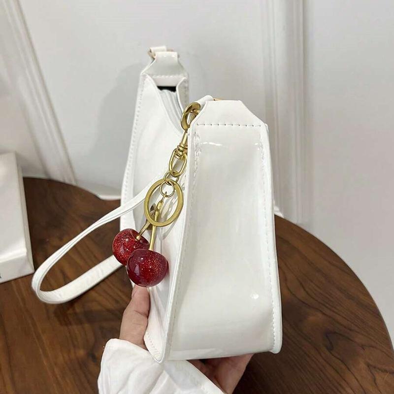 Yogodlns Vintage Retro Kabelka přes rameno pro ženy PU kůže Podpažní Crossbody Dámská Ležérní Kabelka Peněženka s třešňovým přívěskem