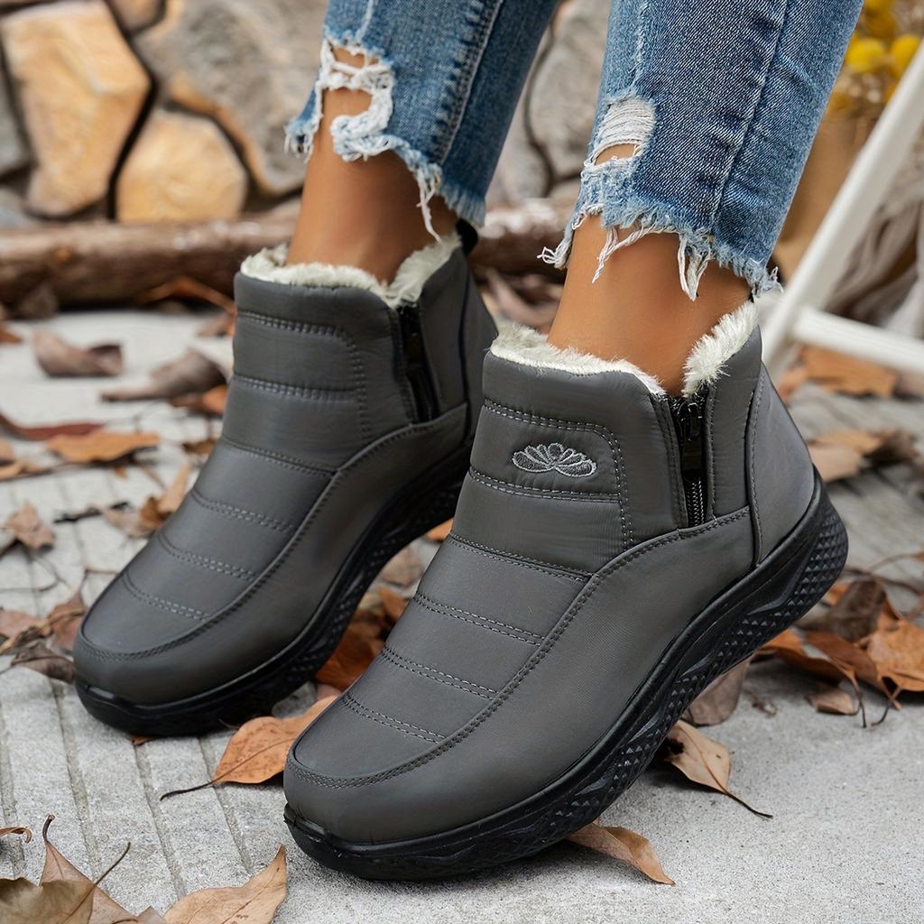 Ladies' Snow Boots, Stylish and Versatile Plush Lining, Lightweight Round Toe Design, Durable and Comfortable, Warm Ankle Boots and Snow Boots