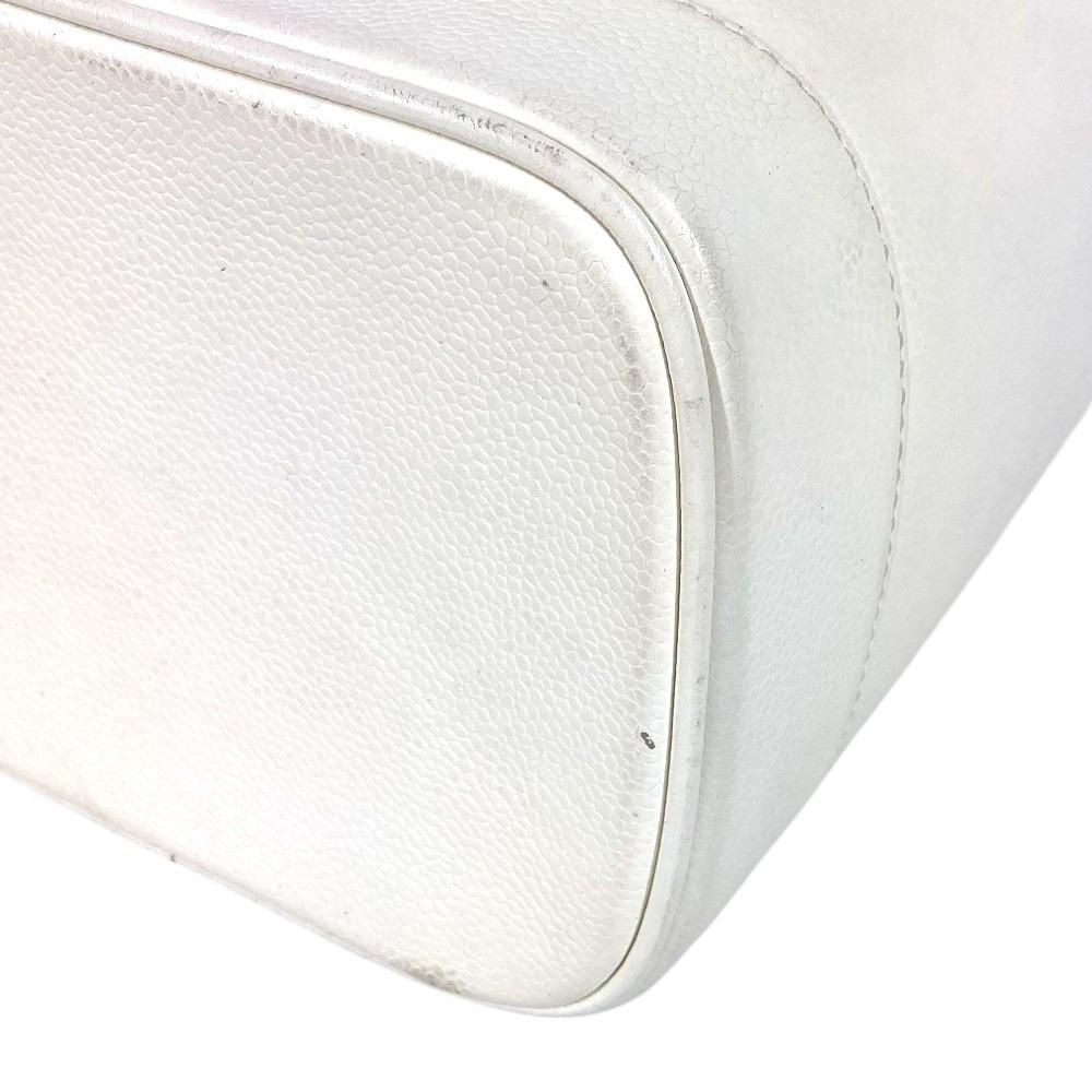 CHANEL A01998 logo vanity Bag Vanity Pouch Hand Bag Caviar Leather White