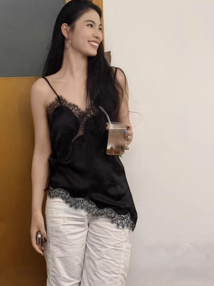 2026 Asymmetrical Lace Patchwork Camisole: Chic & Sexy Autumn/Winter Fashion