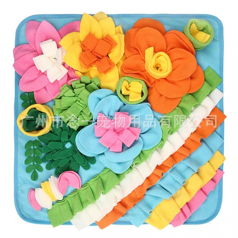 Slow Feeder Snuffle Mat Dogs - Plush Garden Design Scent Tracking Toy Mental Stimulation Dental Care