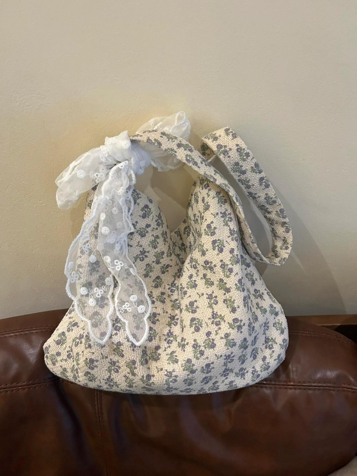 

Корейская нишевая холщовая сумка с принтом «битый цветок», женская новая 2025 года, большая вместительная сумка-шоппер на плечо для работы, текстурная универсальная сумка-тоут