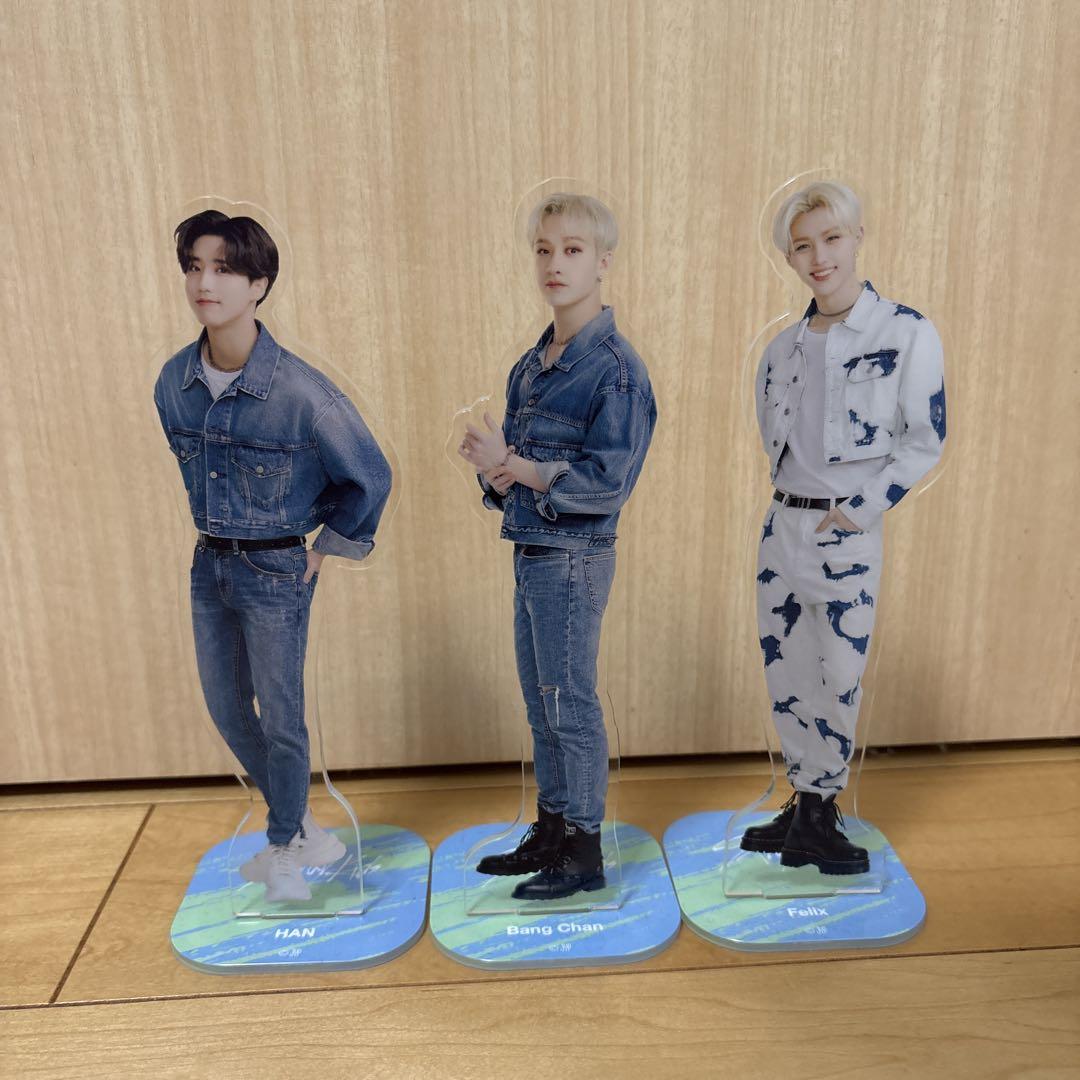 

[USED] Stray Kids Acrylic Stand at FamilyMart