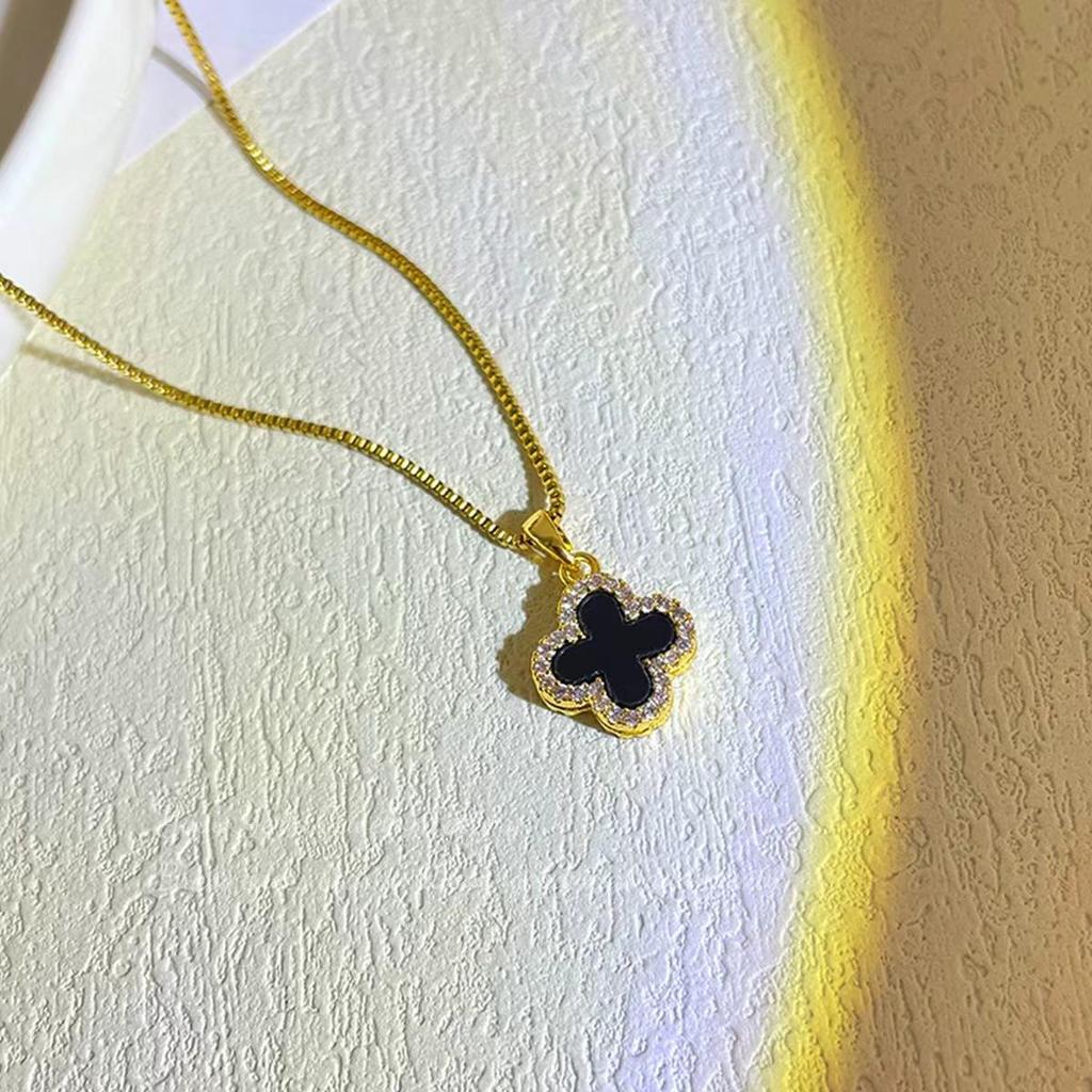 Korean Double-Sided Clover Necklace: Women's High-End Fashion Pendant