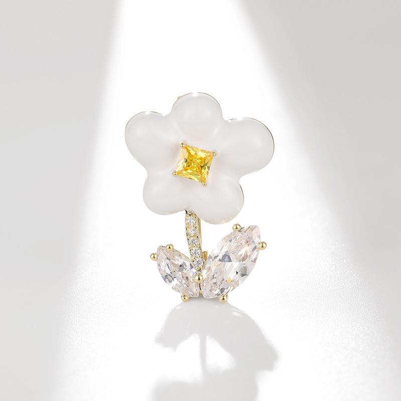 High-end Floral Zirconia Brooch Pin for T-shirts