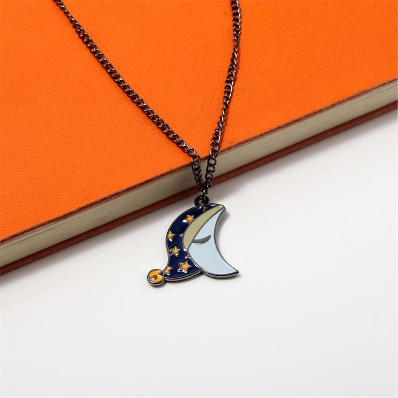 Set of 2 Alloy Sun and Moon Necklace Elegant Couple Necklace Love Pendant Jewelry Perfect for Daily and Party Wear