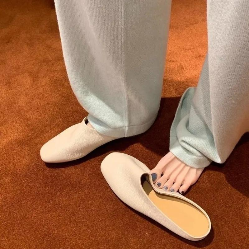 Fashion 25 New Lazy One-foot Slip-on Muller Baotou Half-drag Women Wear High-end Flat Singles In Summer