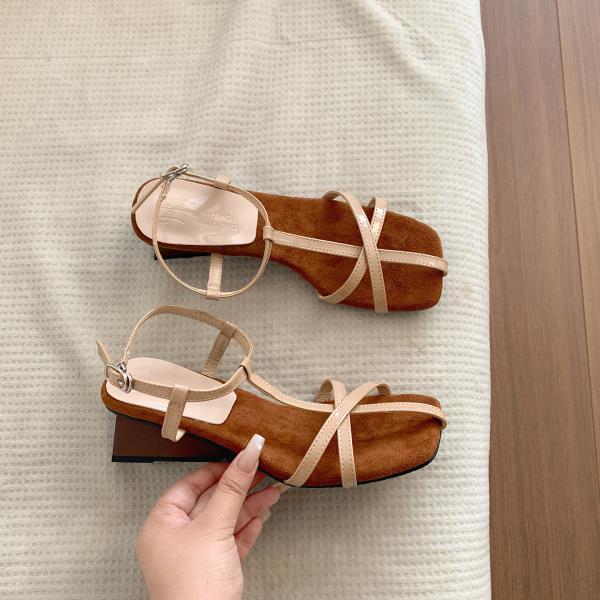 

Fashion Outside Sandals Black Shoes for Women Summer Heels Clogs Wedge Beige Girls Fashion Gladiator 2025 New Retro Platform Scandals 39