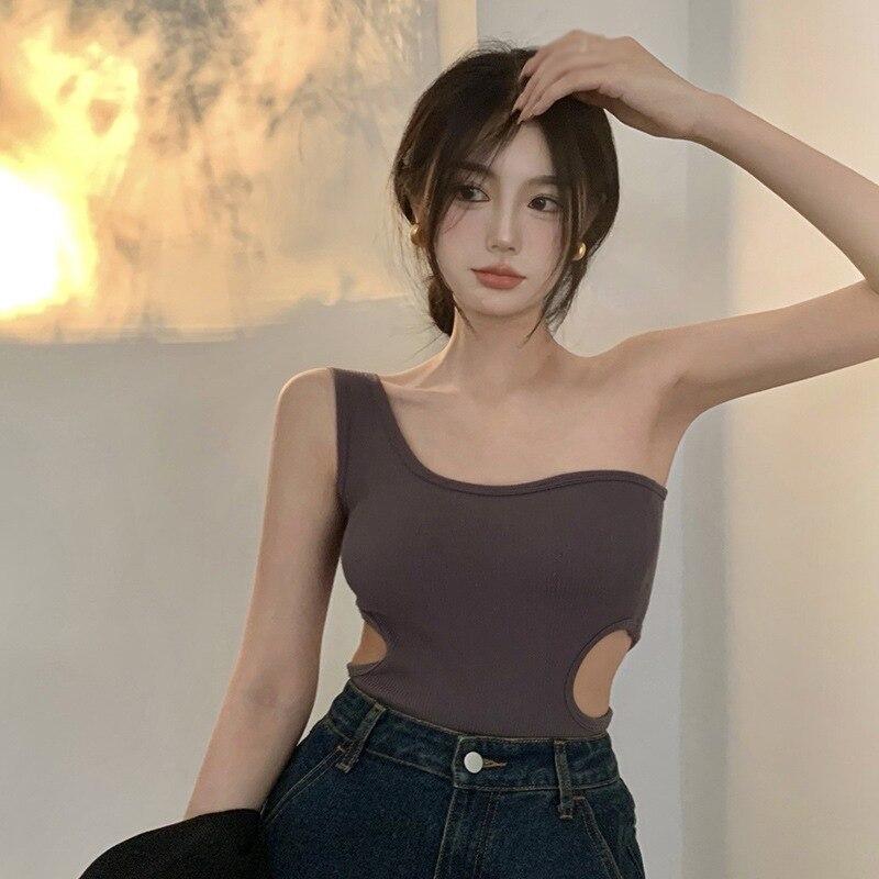 Camisoles pour femmes, couleur unie, asymétrique épaule dénudée, chemise à Base rembourrée, débardeur sans manches, pull léger, haut court