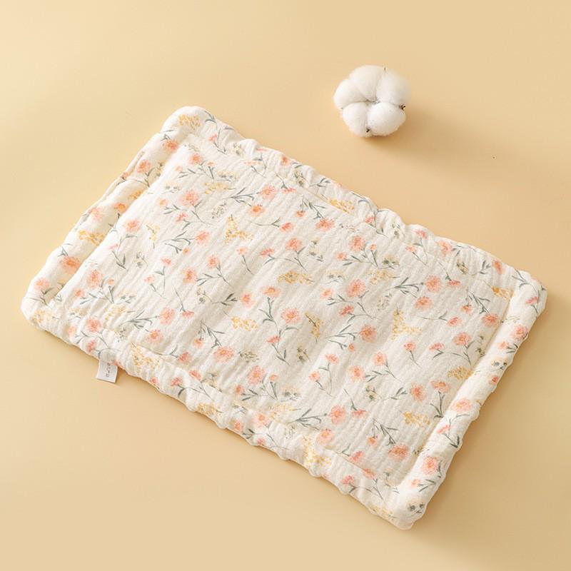 Universal Newborn Fleece Pillow: Soothing Doudou for 0-12 Months