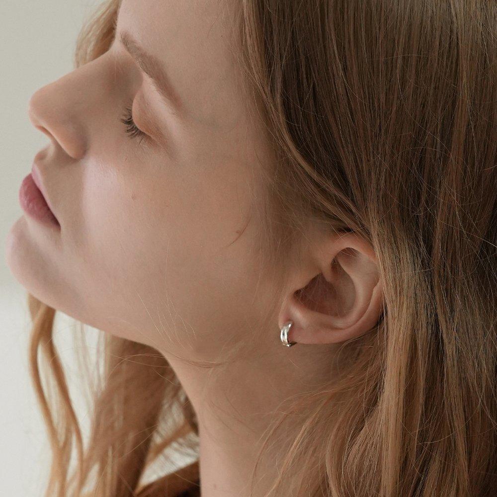 Touch Earring 03