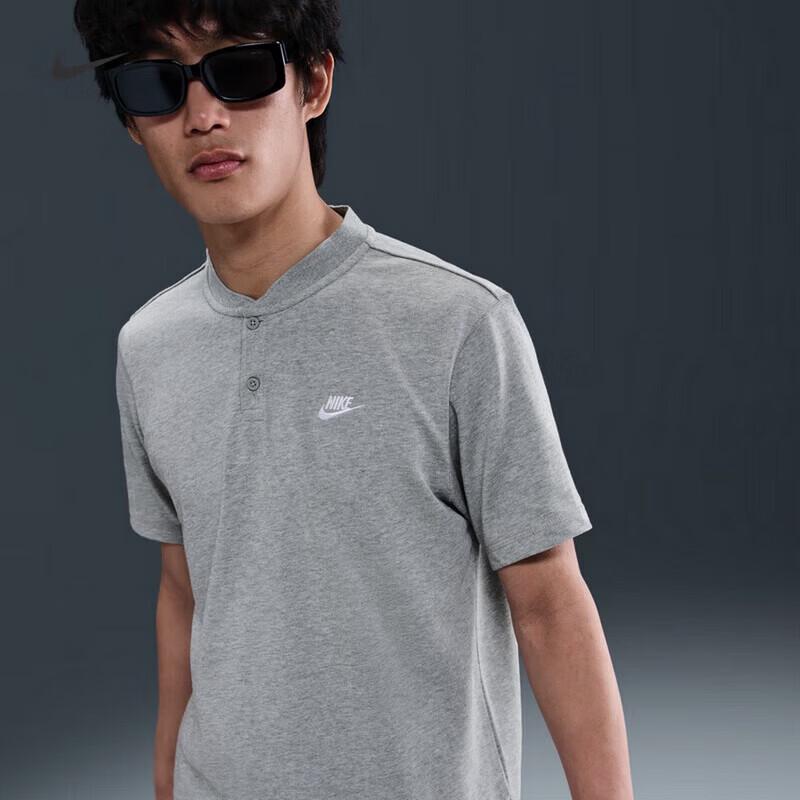 Nike Men s Club Short-Sleeve Henley Tee M