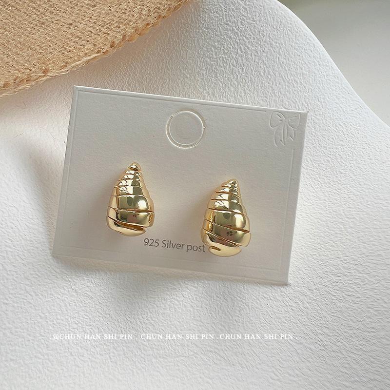 European and American hollow copper plated real gold water drop earrings, water drop spiral mirror high simple fashion explosive earrings