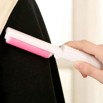 Reinigungsutensilien – Fusselrollen & -bürsten