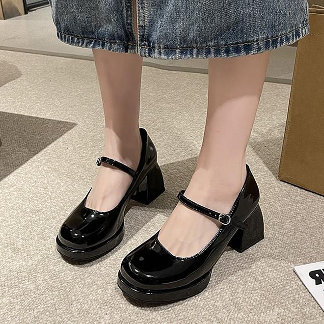 

Модные женские туфли на высоком каблуке на лето и осень в стиле «Лолита» Туфли Мэри Джейн на толстой подошве Женские элегантные вечерние платья Туфли-лодочки из лакированной кожи 8.5 чёрный
