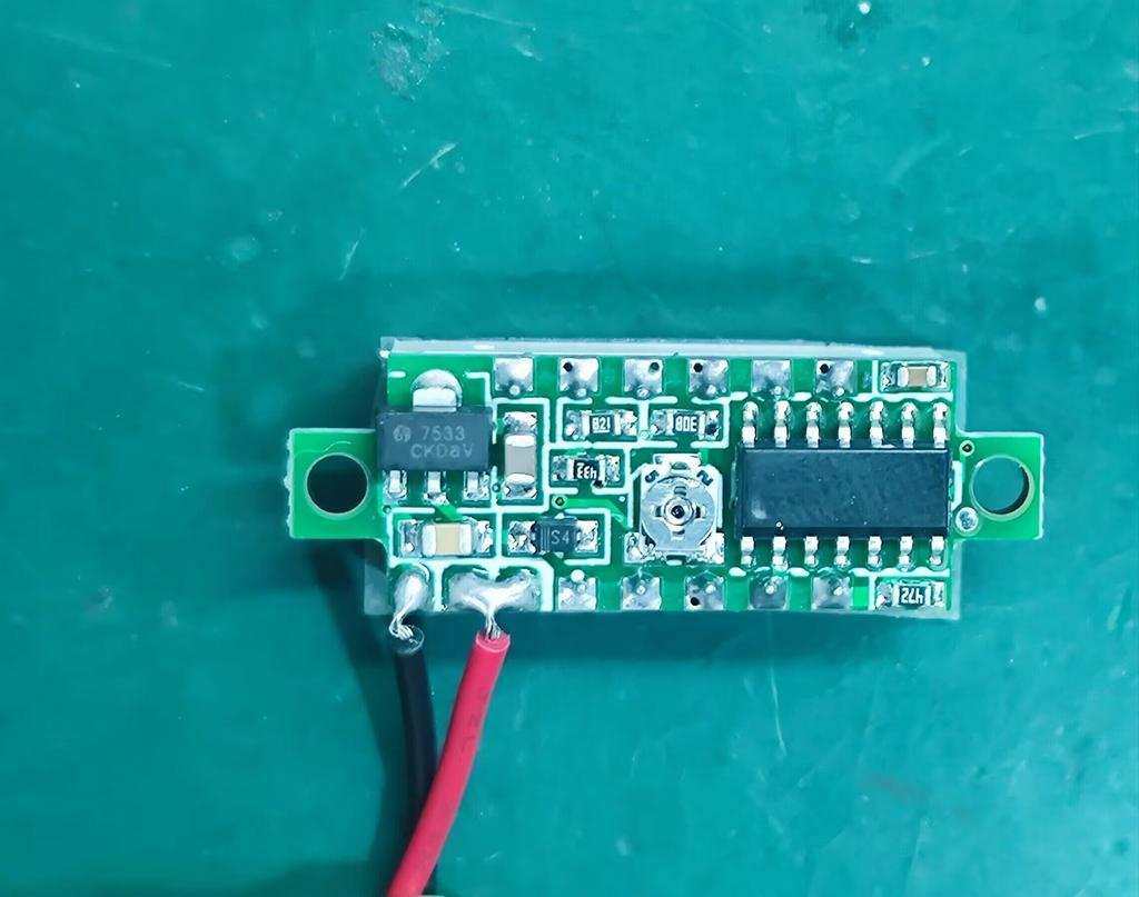 3-Digit Digital Voltmeter 0.28" 2-Wires Voltage Meter DC 3.7-30V Volt Instrument Tool LED Voltage Monitor for Motorcycle Car DIY