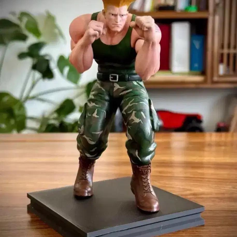 Street Fighter Gill figure