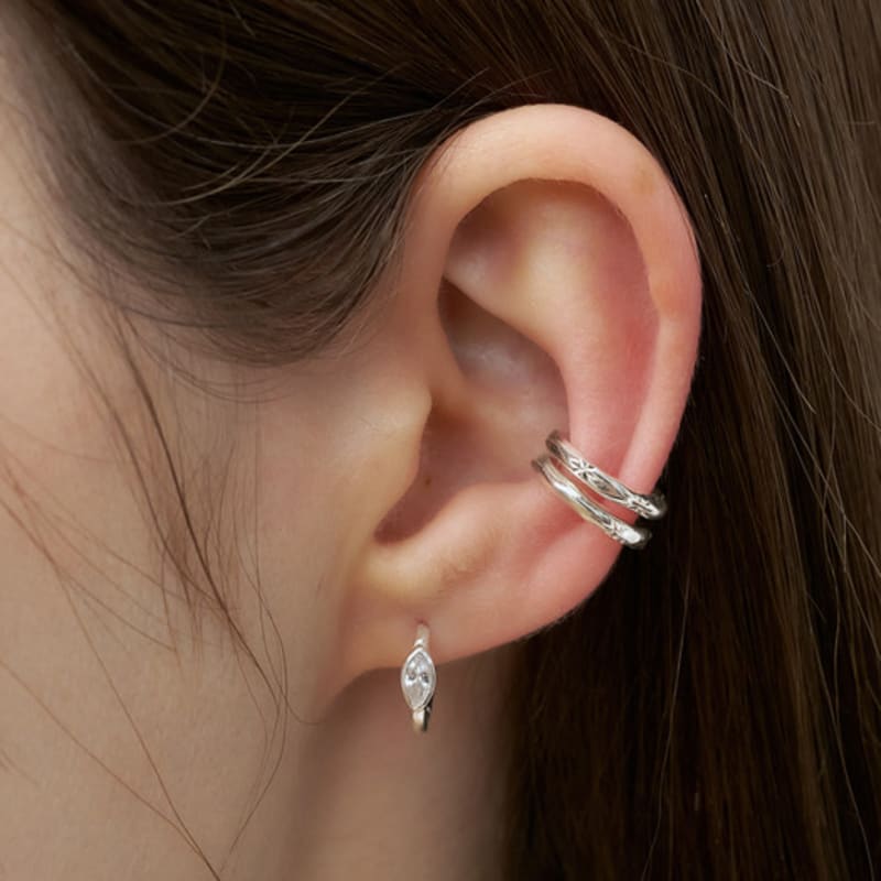 XANADU OVAL CUBIC EARRING silver