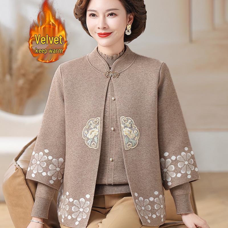 Höst/Vinter 2025 Stickad Kostym i Kinesisk Stil för Medelålders Kvinnor: Trendig Nationaltröja med Knappar