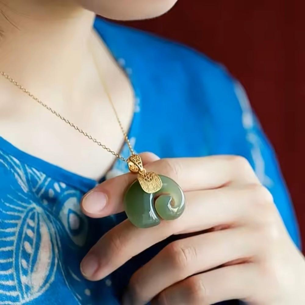 Simple Necklace Elephant Pendant Choker Fashion Gold Plated Chain  Women