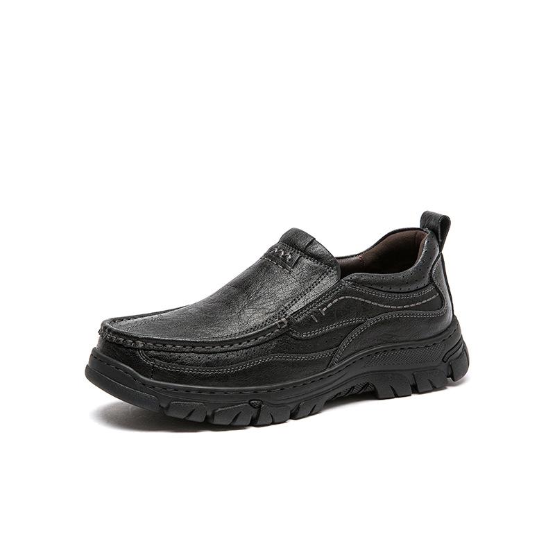 Casual leather shoes men's 2025 autumn new men's outdoor cowhide tooling shoes soft sole foot cover low top large size men's shoes