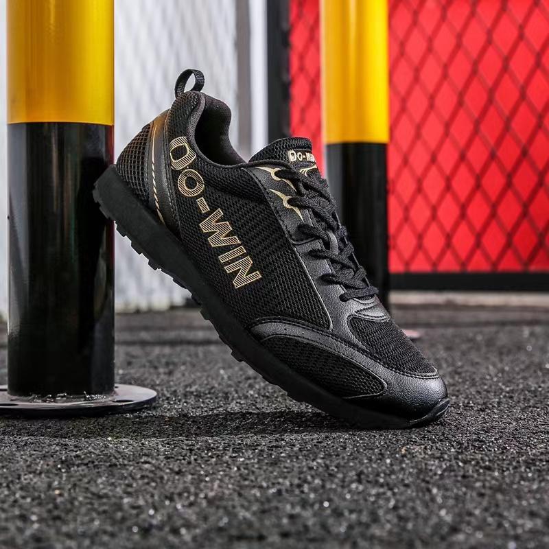 

Do-Win Pro Male Sport Running Shoes Breathable Gym Training Walking Tennis Shoes Lightweight Sports Shoes 43 чорний