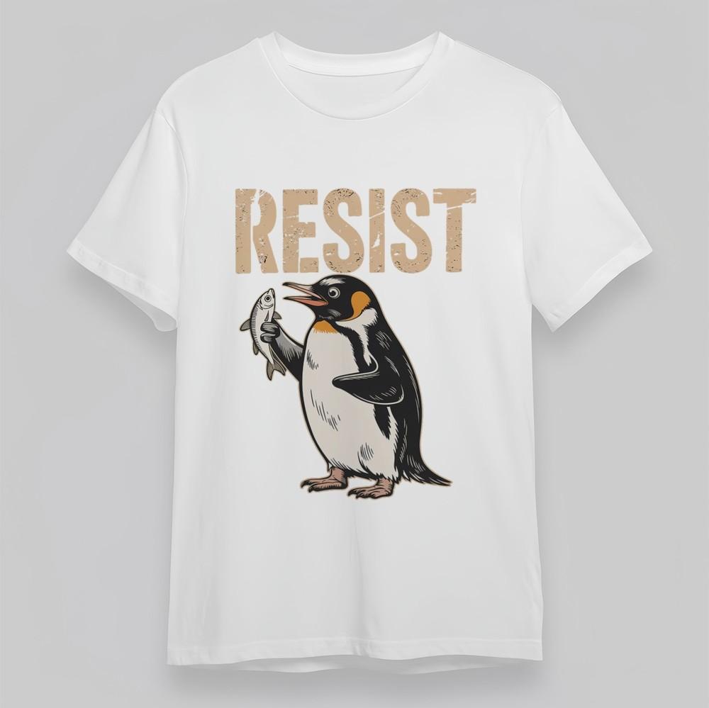 

Women s Plus Size Slight Stretch Classic T-Shirt Happy Bird Holding Fish Tee M