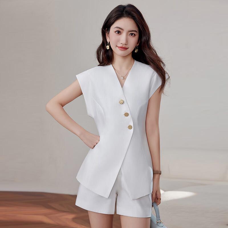 Elegant Women's Summer Suit: Blazer & Wide-Leg Shorts