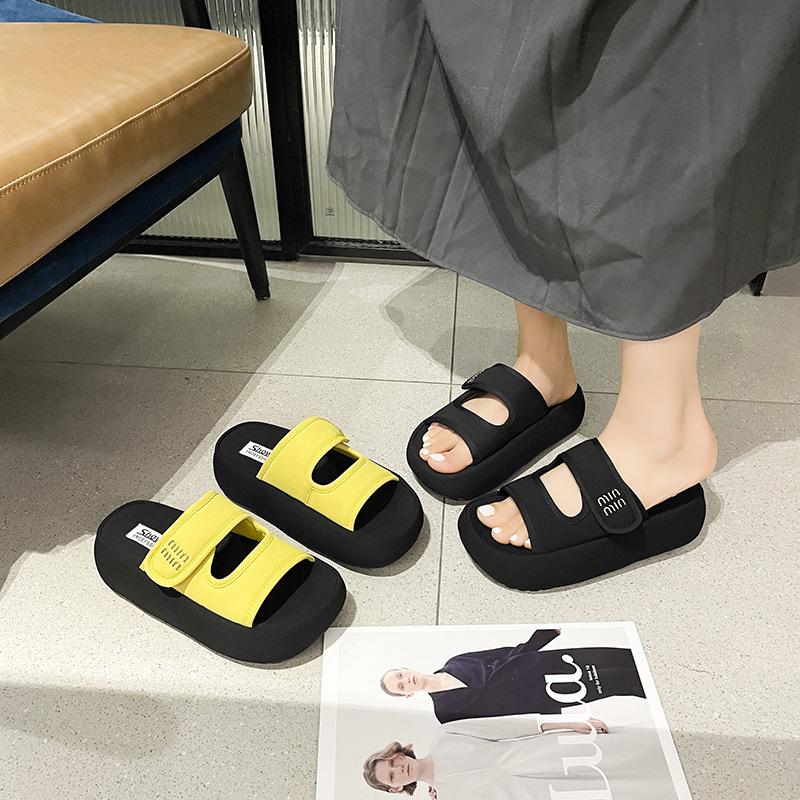 Thick-soled Velcro One-word Cool Slippers for Women To Wear In the Summer of 2025 New Fashionable Versatile with Skirts Beach Slippers