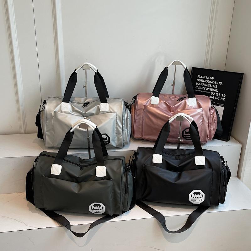 Large-capacity travel bag, portable pearlescent sports bag, short-distance high-value business trip, light messenger fitness bag, women