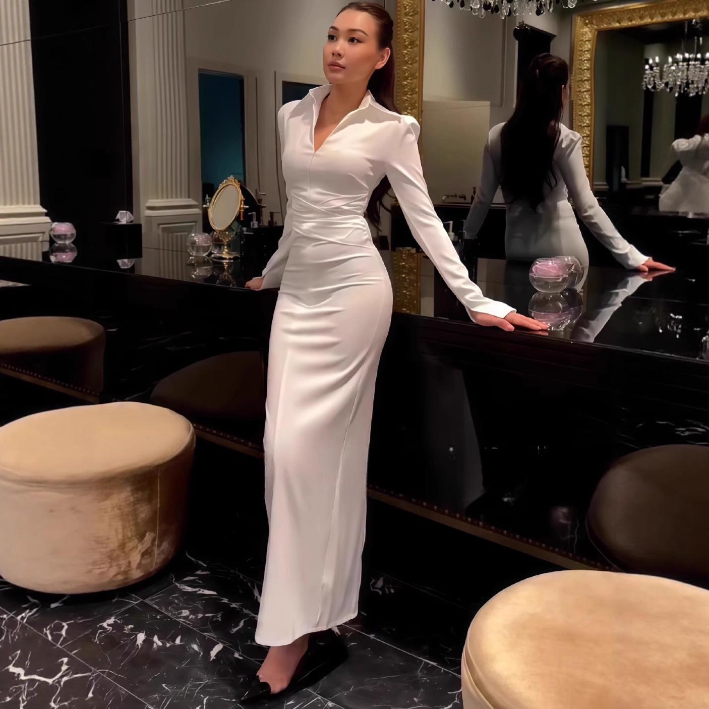 Европейское и американское осеннее французское белое узкое облегающее нежное длинное платье 2025 S