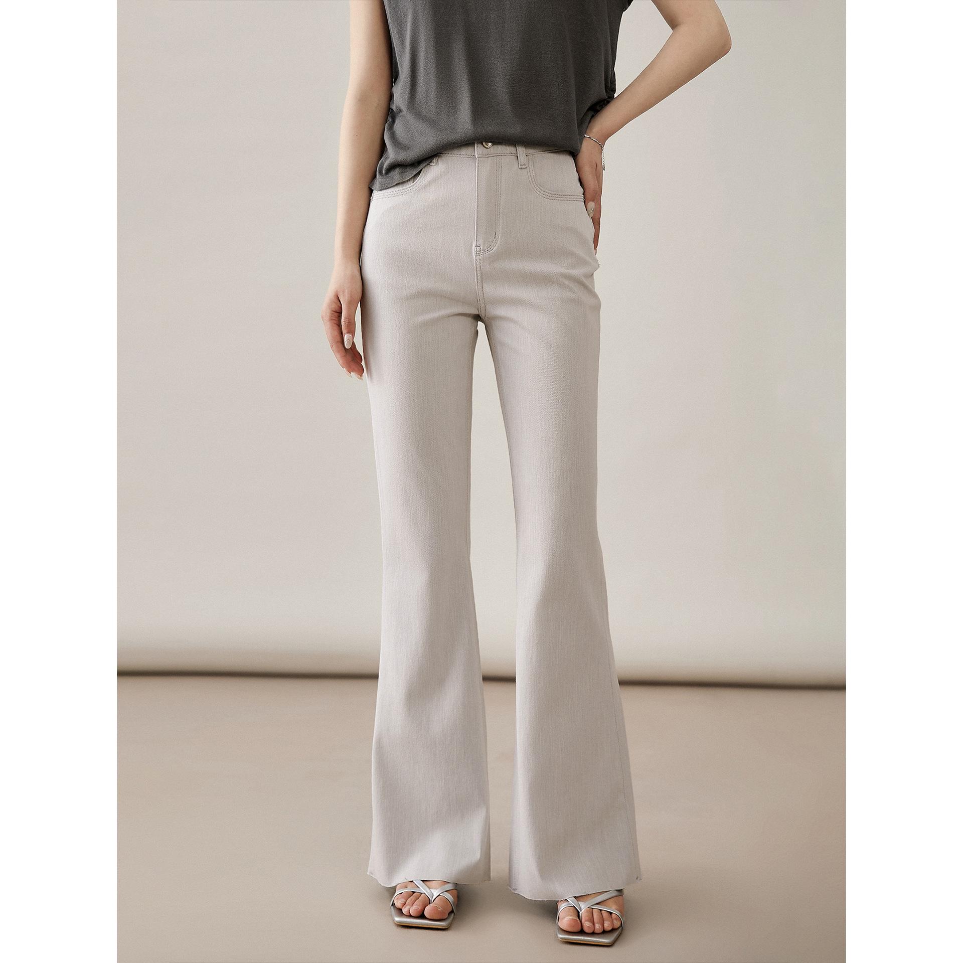 

Rongtai Tencel Four-Way Stretch Women s High-Waisted Slimming Micro-Flare Denim Jeans - Summer 2025 Collection L