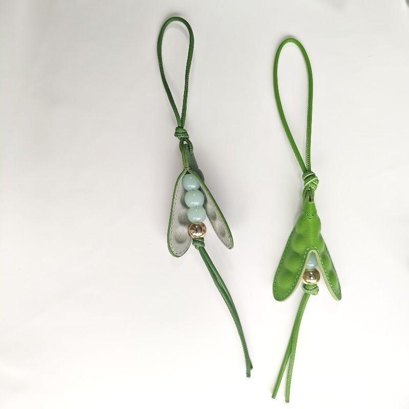Women Girls Delightful Pea Shaped Hanging Ornament Versatile And Colorful Key Holder Accessory For Bags And Phones Decoration
