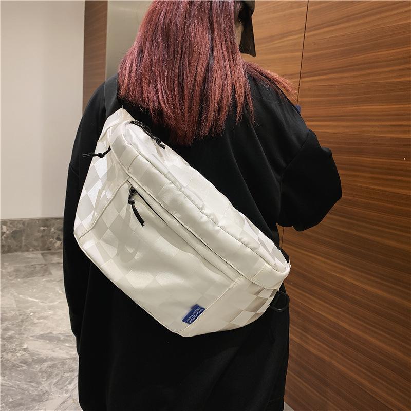 Schoolbag Korean Version Sports Breast Bag 1011 New Men's Fashion Trend Student Shoulder Bag Personalized Casual Messenger Bag