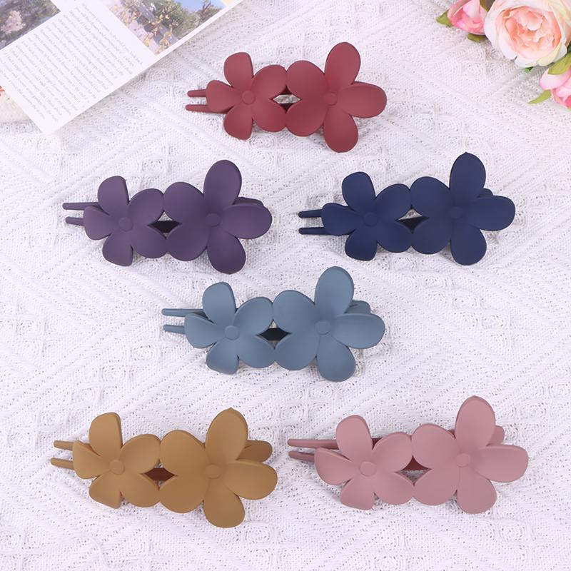 4Pcs Flower Hair Clips  Matte Black Floral Hairpins Hair Claw Clips Non-Slip Hair Clamps Grab Elegant Hair Accessories