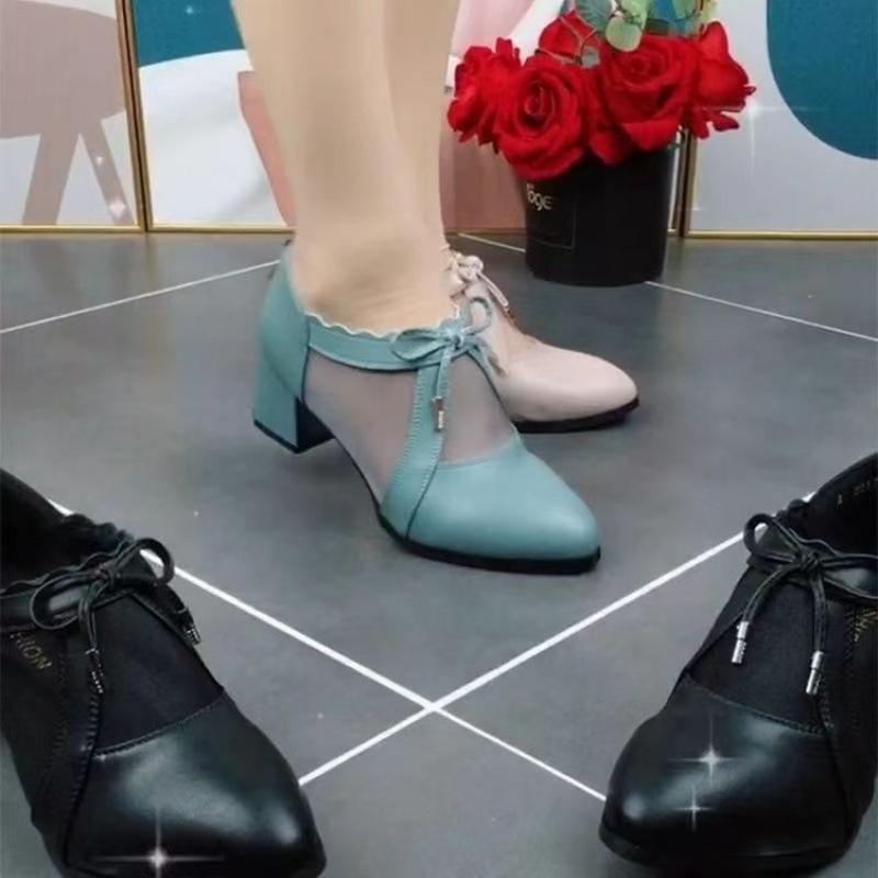 2025 spring and summer new mid-heeled sandals women's summer mother summer mesh hollow single shoes thick heel middle-aged lady