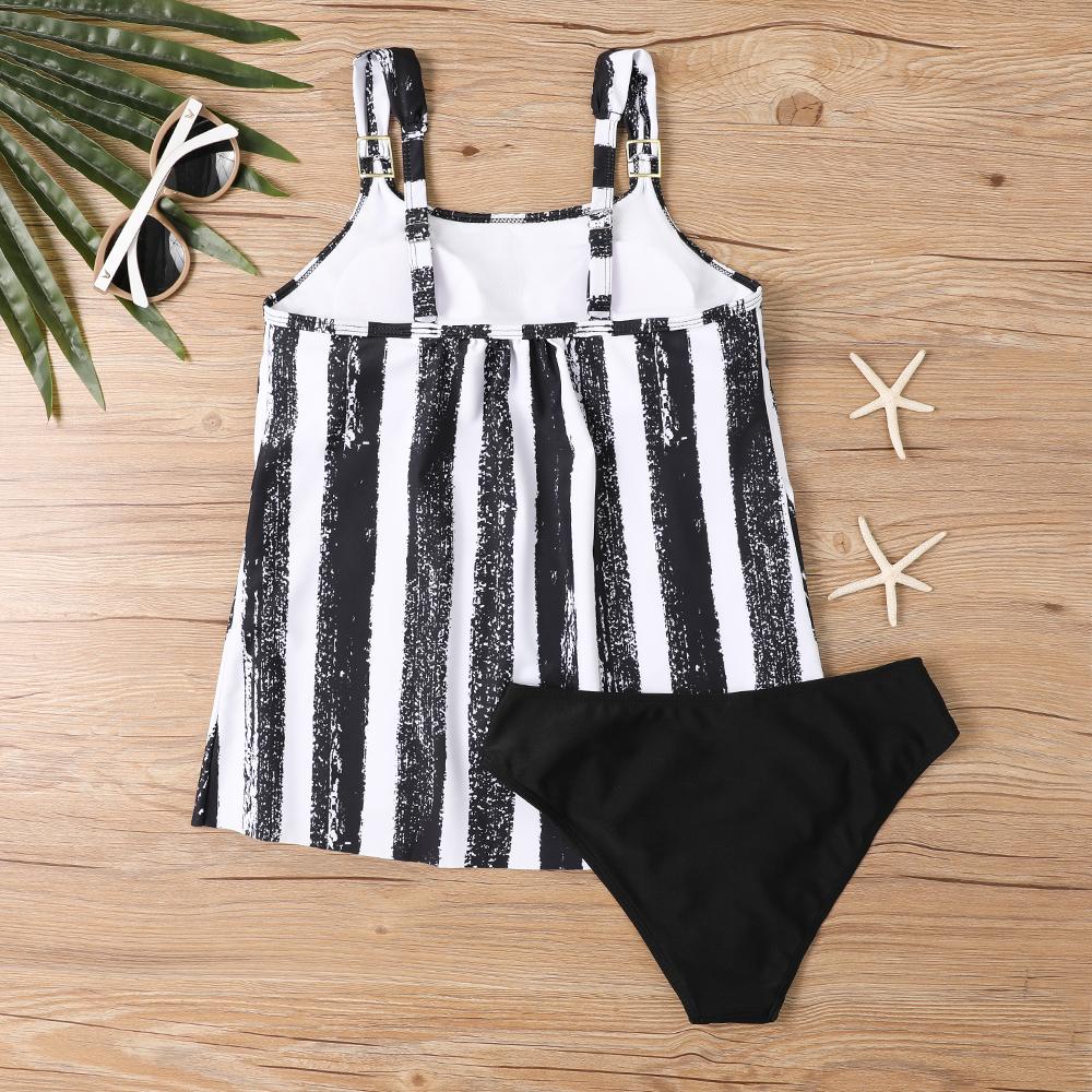 Plus Size Women Fashion Sexy Round Neck Dark Cherry Blossoms Bikini Set Slim Fit Beach Swimsuits Two Piece Set