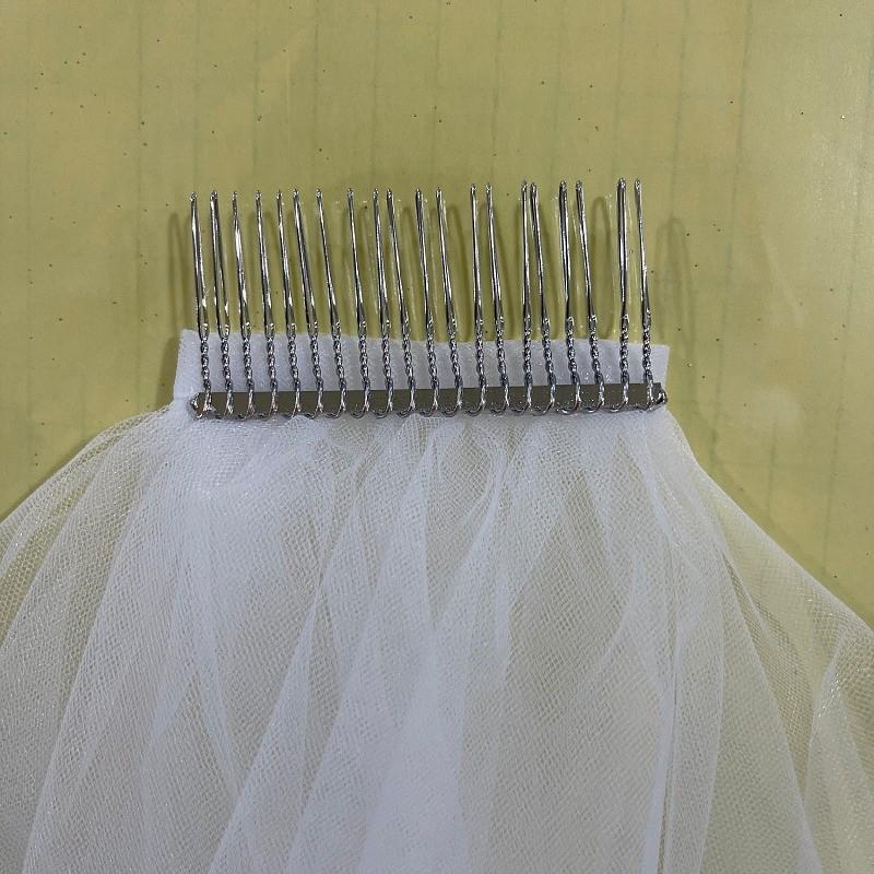 European-American Short Double-Layer Bridal Veil with Sheer Fabric and Metal Comb