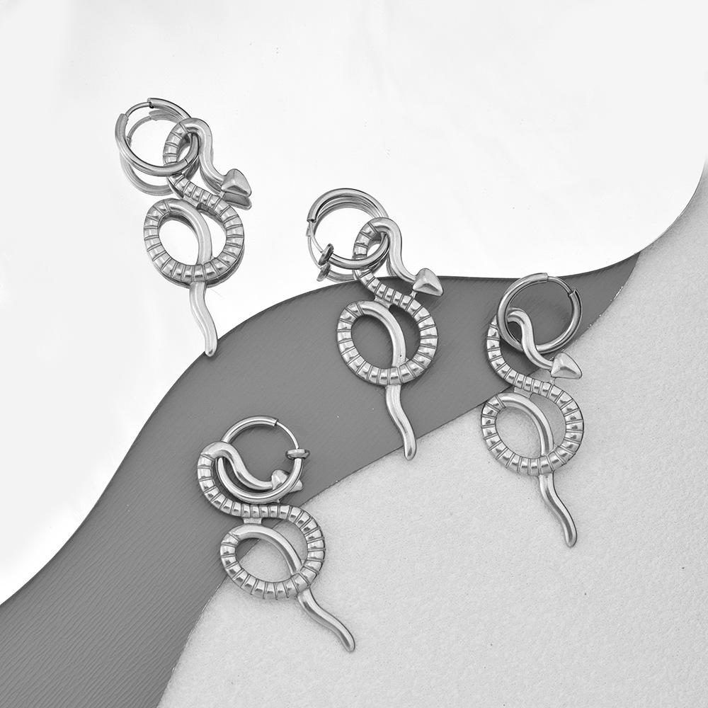 Snake stainless steel earrings, ear clips do not fade, men's and women's same earrings, niche design jewelry