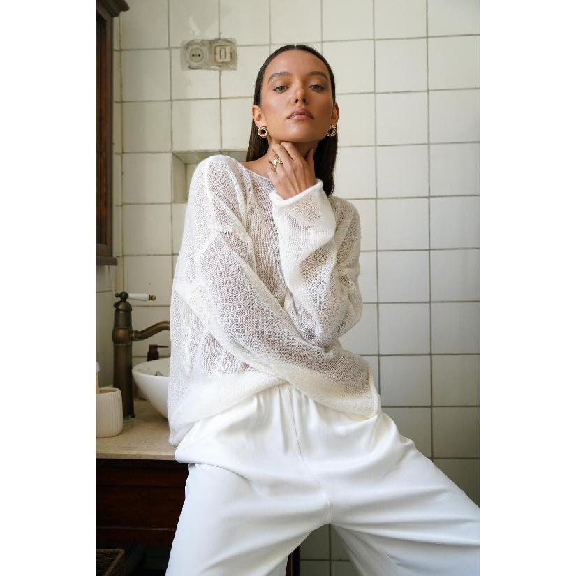 Hollow Knit Sweater 2026 Spring/Summer New Women s Sheer Thin Large Round Neck Bell Sleeve Knit T-Shirt S белый