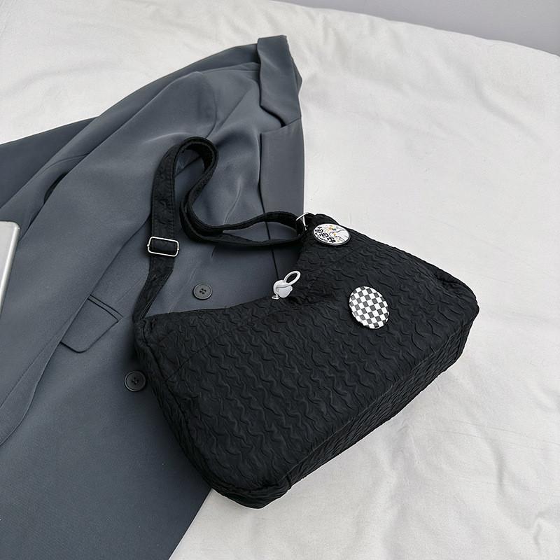 

Chic And Minimalist Crossbody Bag For Women In Fashionable Colors For Daily Outings чёрный