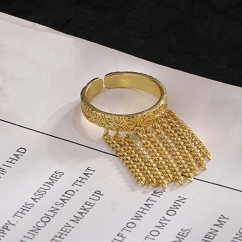 Vintage Long Chain Tassel Ring for Women Design Creativity Exaggerate Personality Finger Accessories Punk Fashion Jewelry Gift