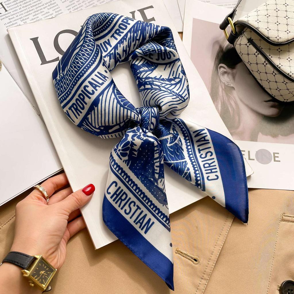 Korean cashew flower silk scarf triangle scarf women's stacking wear accessories jeans belt travel matching shirt scarf headscarf